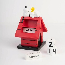  3D SNOOPY Doghouse Perpetual Calendar