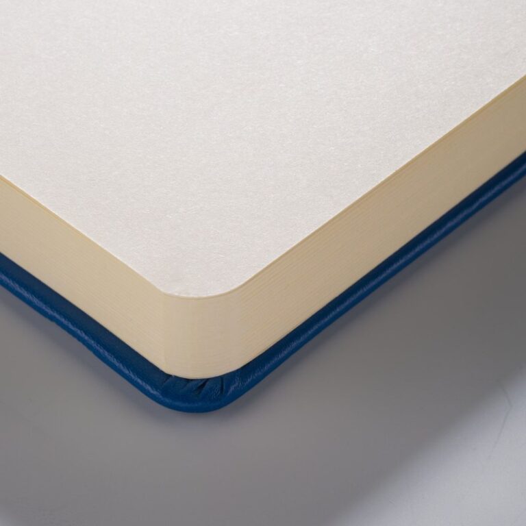 Talens Art Creation Sketchbook Navy Blue – 21×15 cm – 140 gr – 80 Sheets