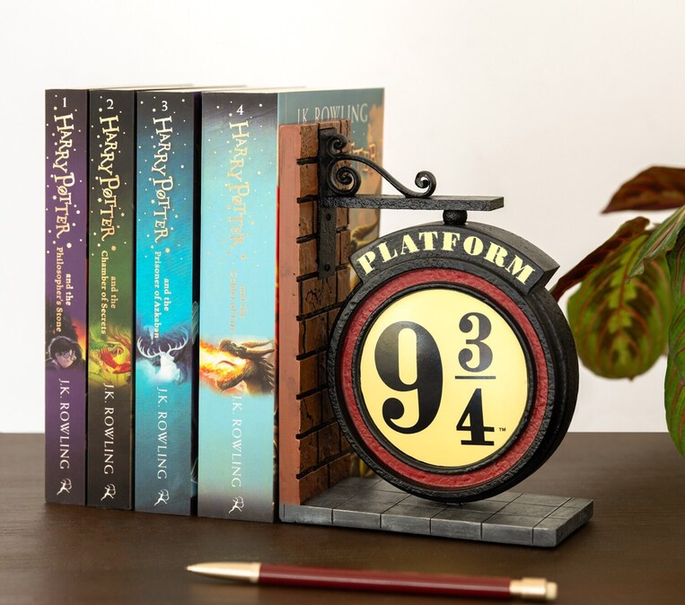 Harry Potter Platform 9 3/4 Bookend