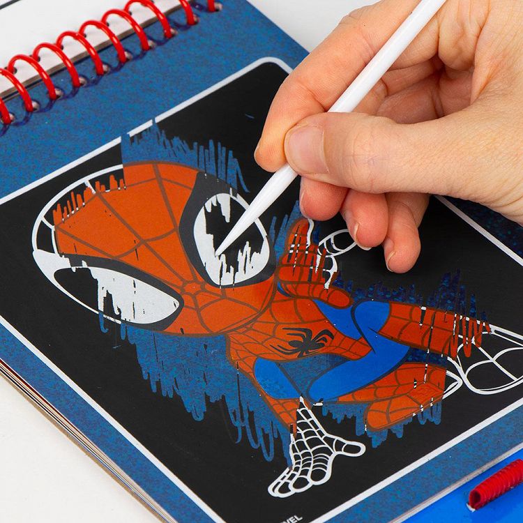 Μπλοκ Χρωματισμού & Scratch 14Χ20 MARVEL Spiderman