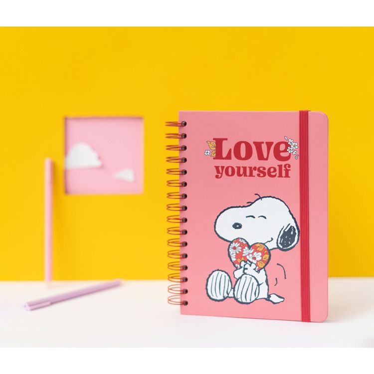 Τετράδιο Σπιράλ Ριγέ με Λάστιχο A5/15X21 SNOOPY Love Yourself